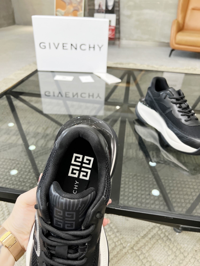 Givenchy Sneakers